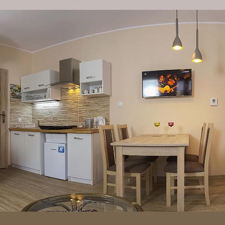 Cozy Apartment With Garden Gdansk Bagian luar foto
