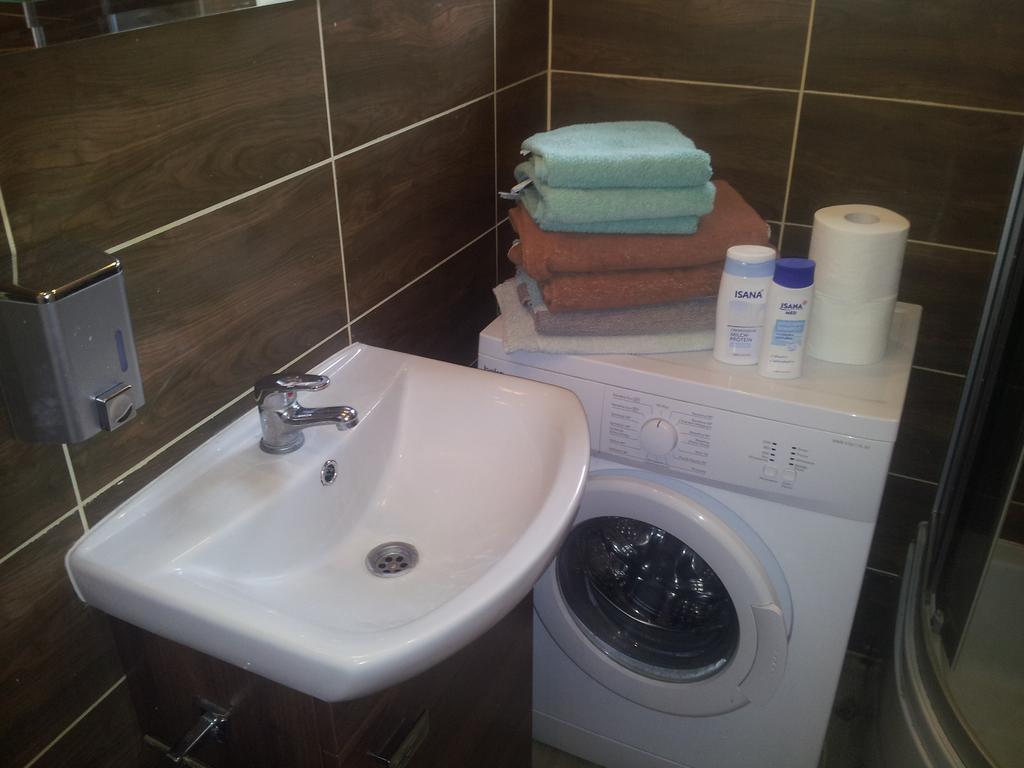 Cozy Apartment With Garden Gdansk Bagian luar foto