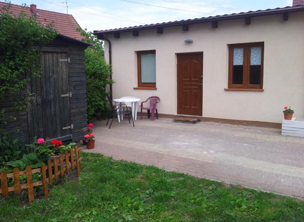 Cozy Apartment With Garden Gdansk Bagian luar foto